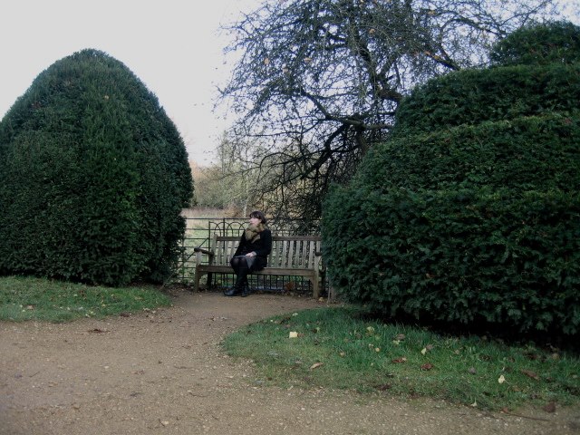 The blog-author in the park of Magdalen College (taken with self timer)